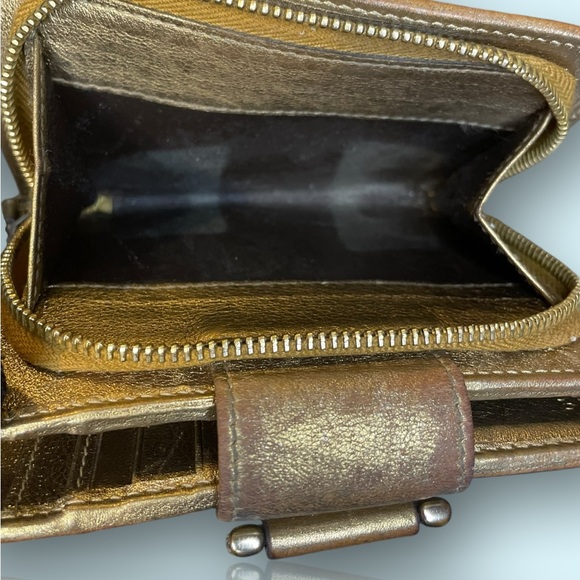 GUCCI 🪢 Abbey D- Ring Compact Wallet & COA - Picture 9 of 16